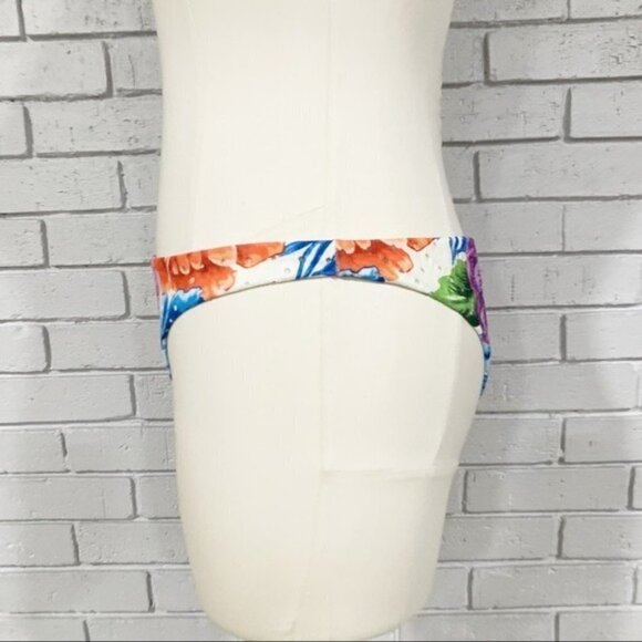 Farm Rio Women’s Rainbow Floral Bikini Bottom - Size Small - Picture 6 of 11